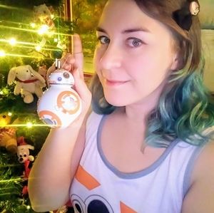 Meet your Posher, Julie